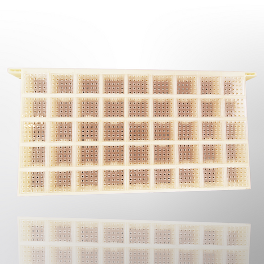 Queen rearing plastic frame 45 cells