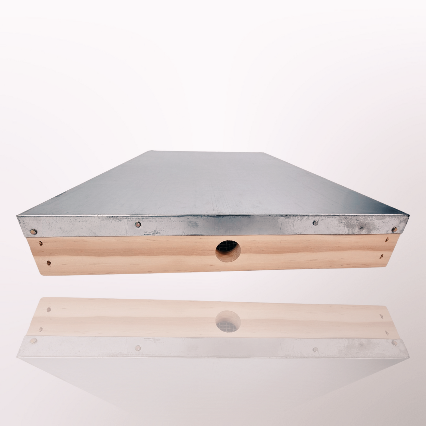 10 Frame Galvanised Beehive Lid Cover Fully Assembled